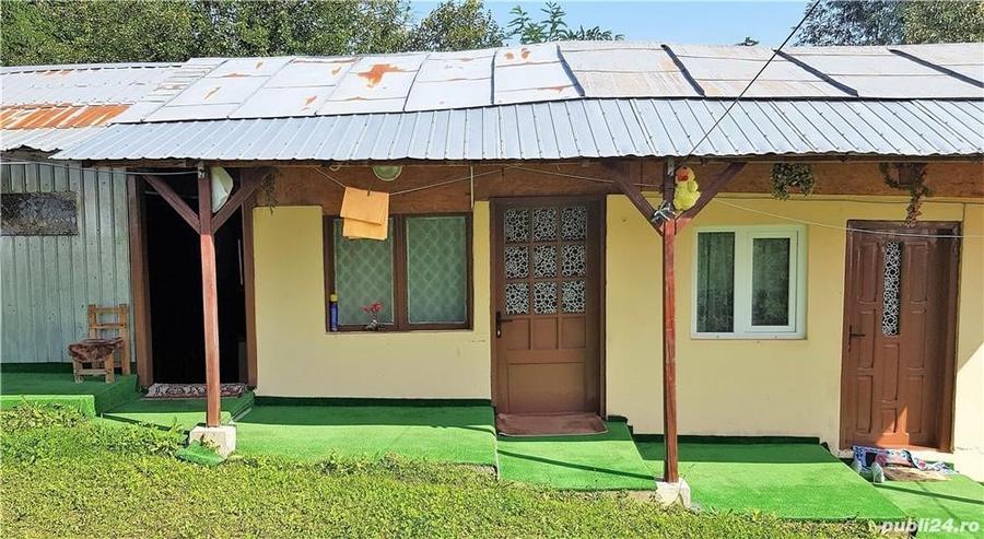 Casă cu 6 camere cu Teren 2000 Mp în Bătrâni