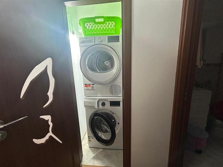 Apartament cu 3 camere decomandat în Ultracentral