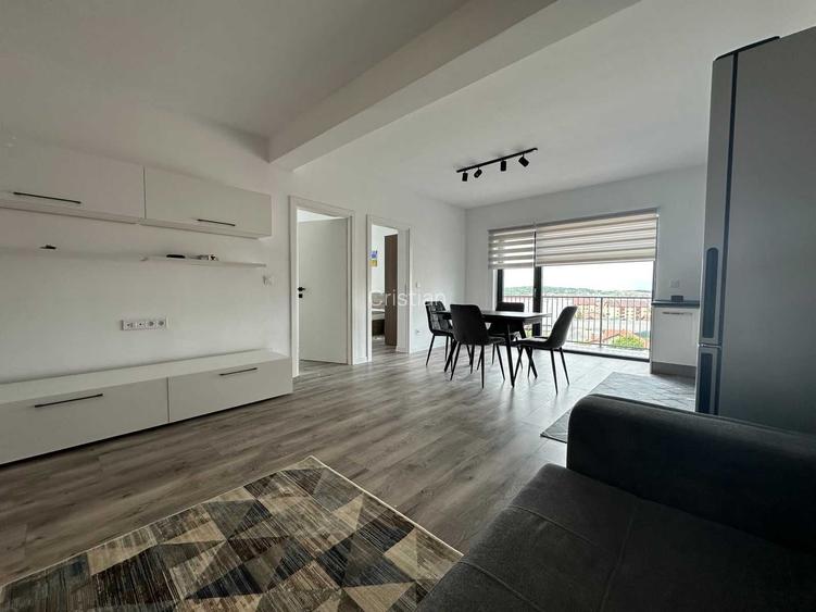 Apartament 3 Camere in bloc nou, zona Bradet