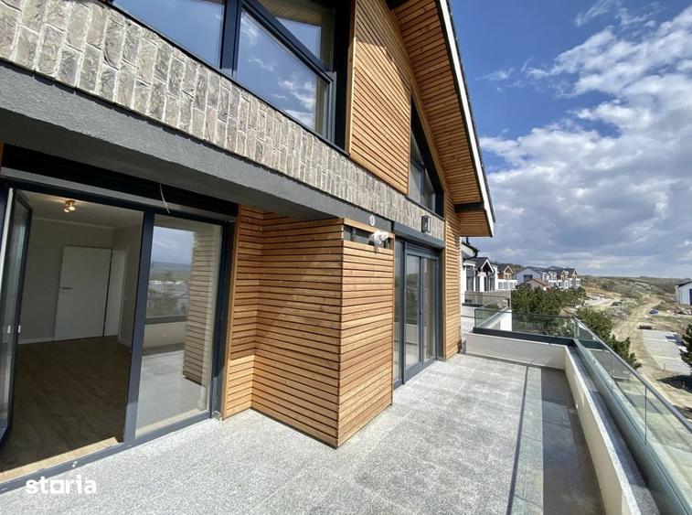Apartament cu 3 camere în Cristian