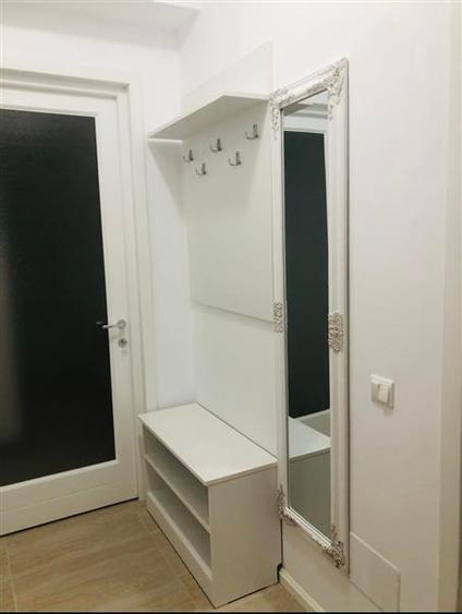 Apartament cu 4 camere decomandat, mobilat în Aeroport