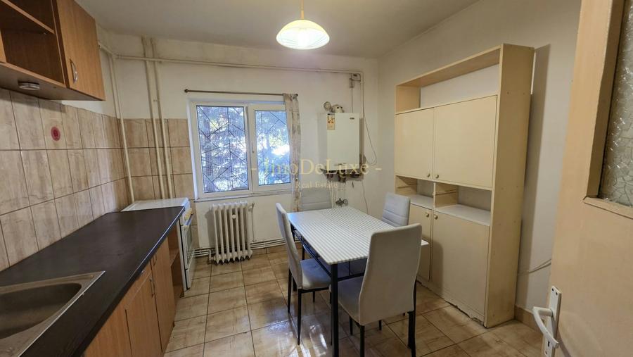 Apartament cu 2 camere decomandat, mobilat în Mărăști