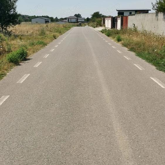 Teren de 667 mp, în Olteni