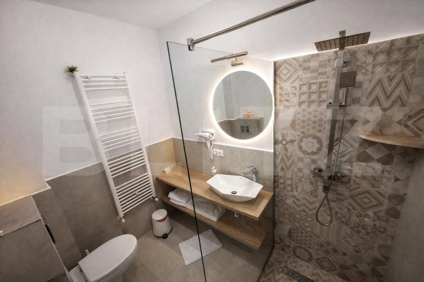 Hotel/Pensiune, de 290 mp, în Șugag
