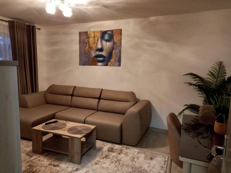 Apartament cu 2 camere decomandat în Tomis III