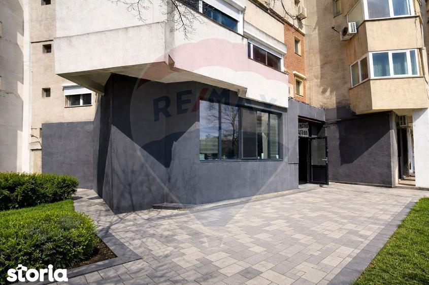 Spațiu comercial, de 192 mp, în Delfinariu