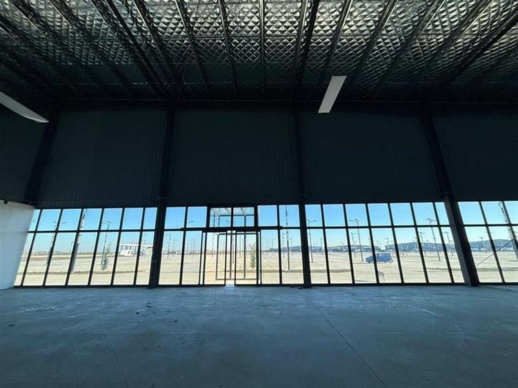 Spațiu industrial, de 3,000 mp, în Afumați