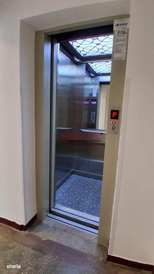 Apartament cu 4 camere decomandat în Octavian Goga
