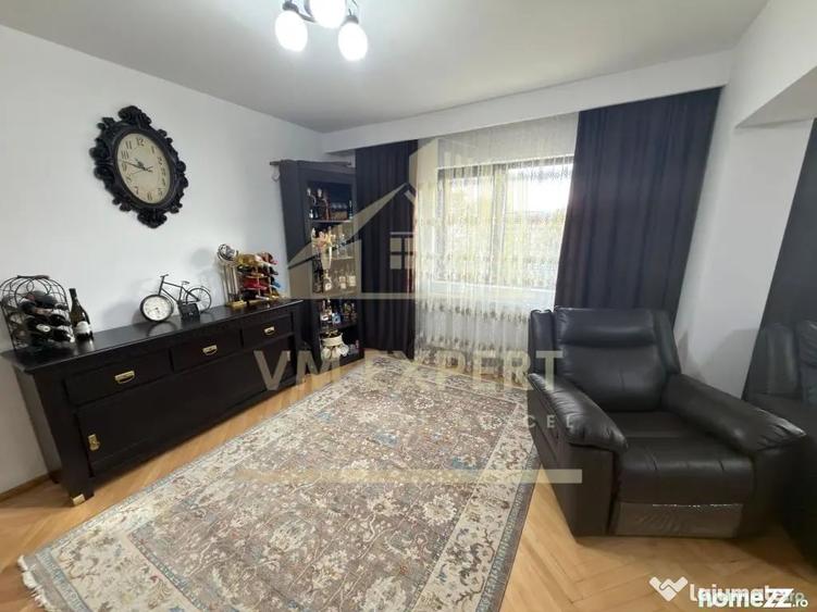 Casă cu 5 camere cu Teren 2078 Mp în Câmpulung Muscel