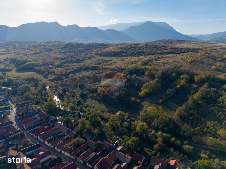 Teren de 7800 mp, în Central