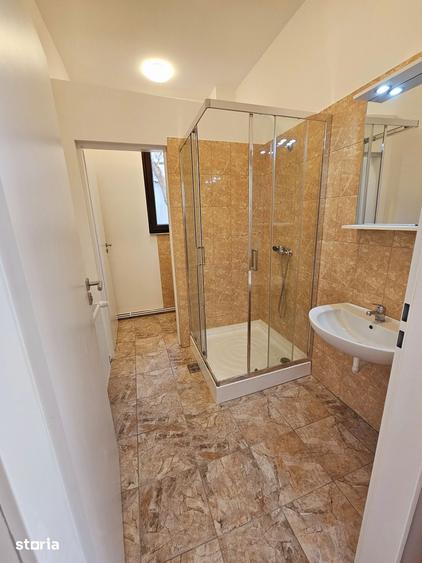 Casă cu Teren 470 Mp în Mihai Bravu
