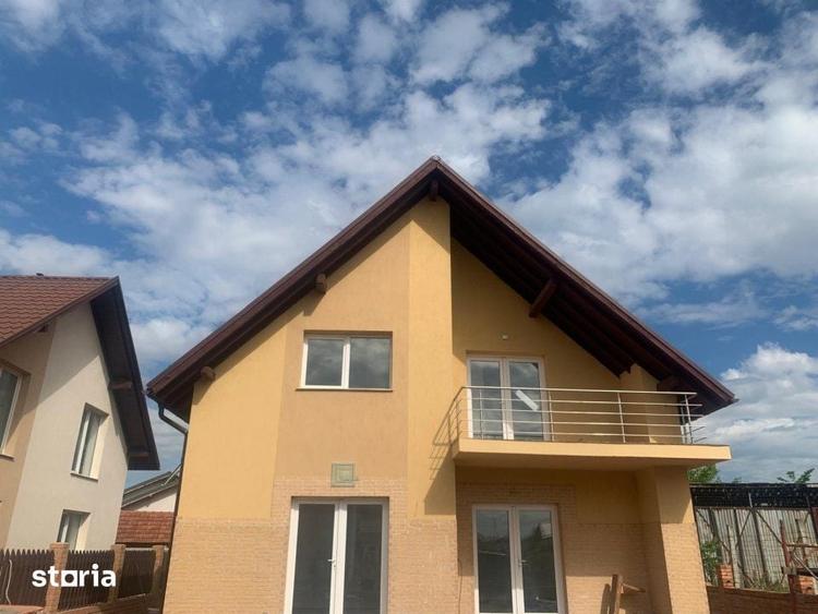 Casă cu 5 camere cu Teren 395 Mp în Central