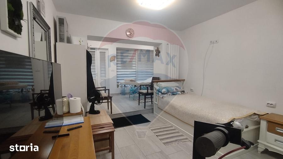 Spațiu comercial, de 30 mp, în Central