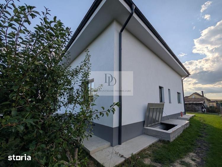 Casă cu 6 camere cu Teren 1400 Mp în Central
