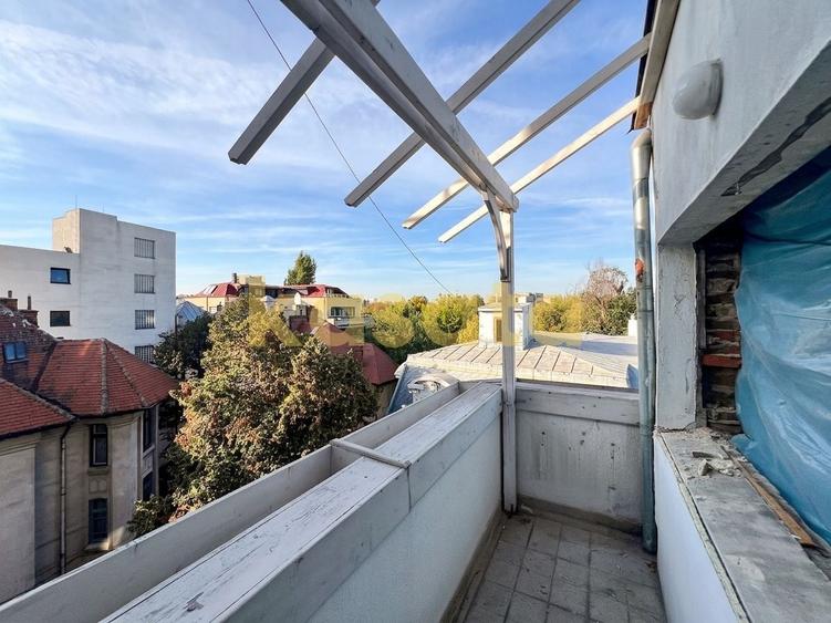 Apartament cu 3 camere decomandat în Dacia
