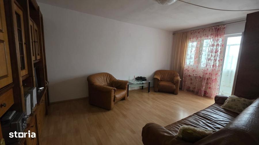 Energiei-Apartament 3 camere -DOAR PT. STUDENTI- 200E - 2