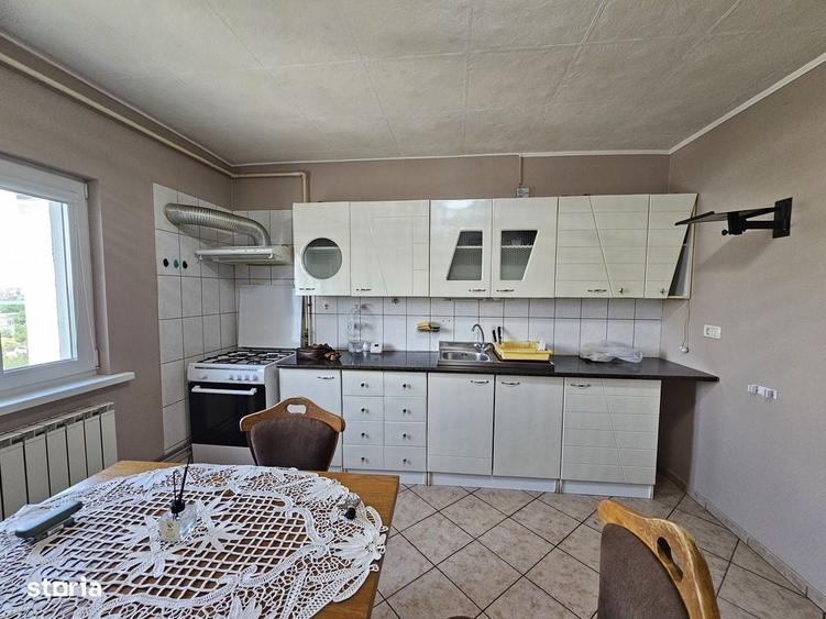 Apartament cu 3 camere în Faleza Nord