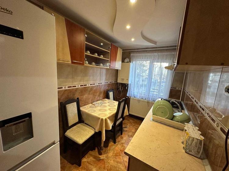 Apartament cu 2 camere decomandat în Valea Rumâneștilor