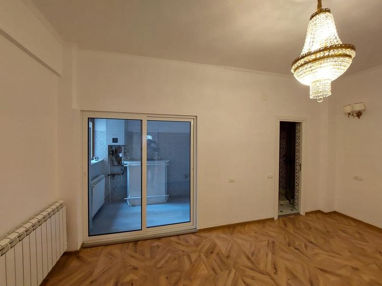 Apartament cu 3 camere în Dorobanți