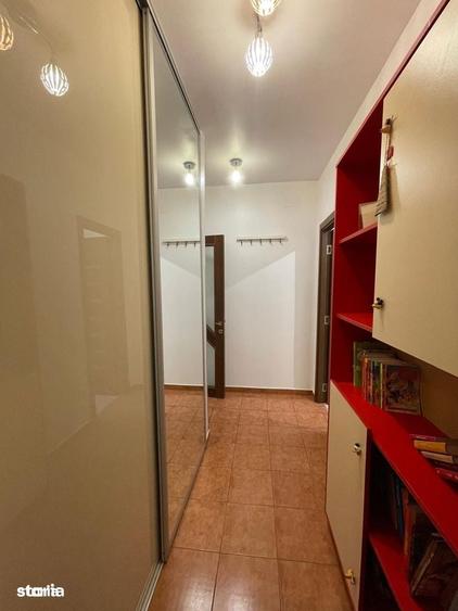 Apartament cu 3 camere în Central — fotografia 3