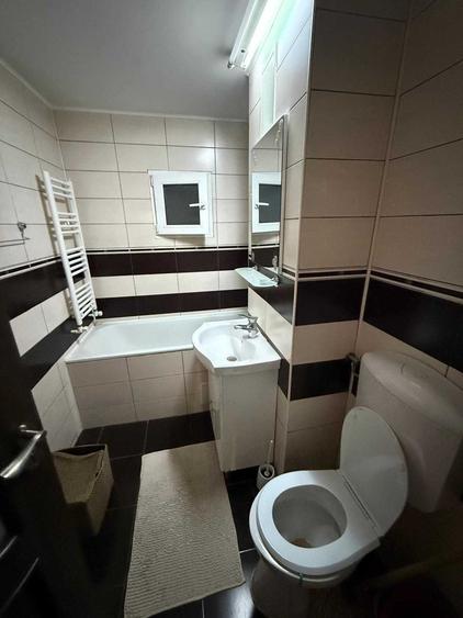 Apartament cu 2 camere decomandat în Buzaului