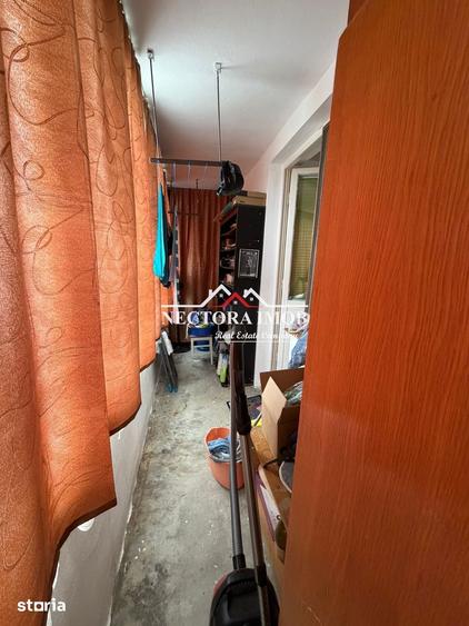 Apartament cu 3 camere în Orașul Nou