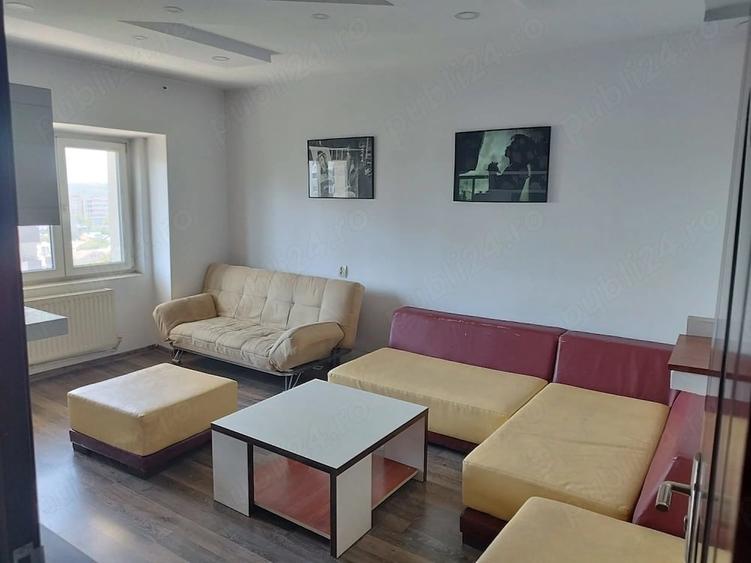 Apartament cu 2 camere decomandat în Bd. Independenței