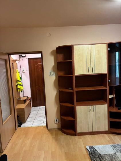 Inchiriez apartament 2 camere - 6