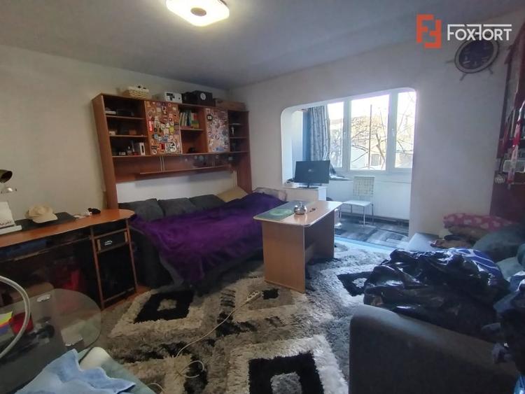 Apartament cu 3 camere, mobilat în Vlădeasa