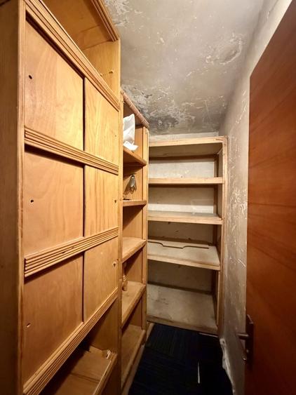 Apartament cu 3 camere semidecomandat în Aviației