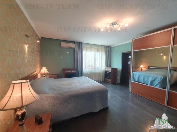 Apartament cu 3 camere decomandat, mobilat în Sat Vacanță