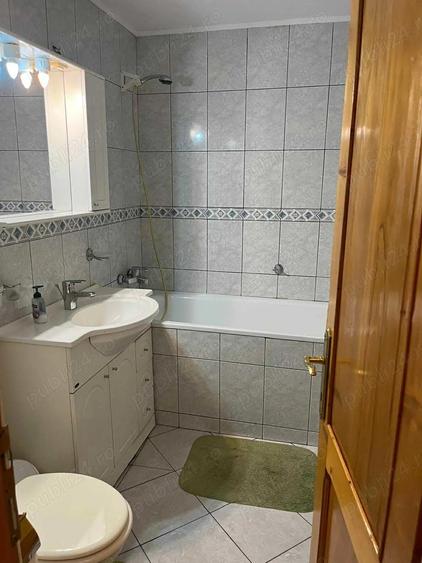 Apartament cu 3 camere decomandat în Cug