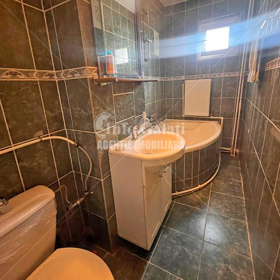 Apartament cu 2 camere decomandat în Mazepa 1