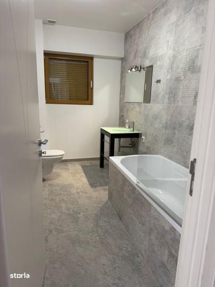 Apartament cu 4 camere în Primăverii