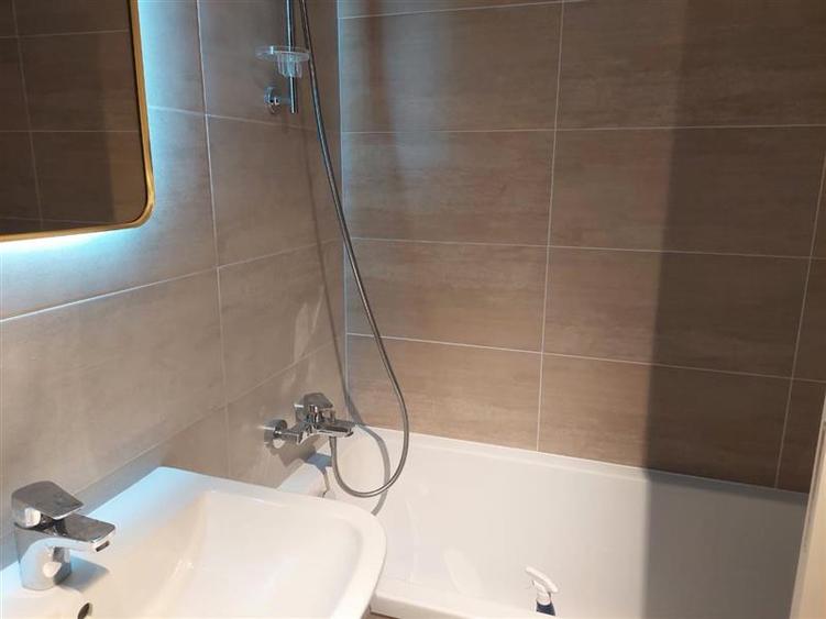 Apartament cu 2 camere decomandat în Costin Georgian
