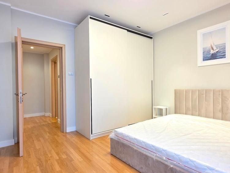 Apartament cu 3 camere decomandat, mobilat în Dorobanți
