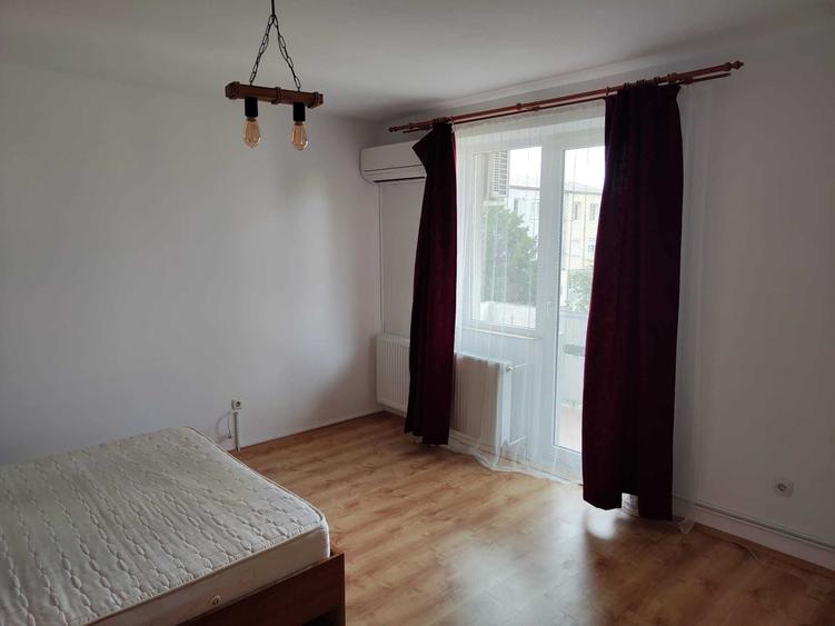 Apartament cu 2 camere decomandat în Horea