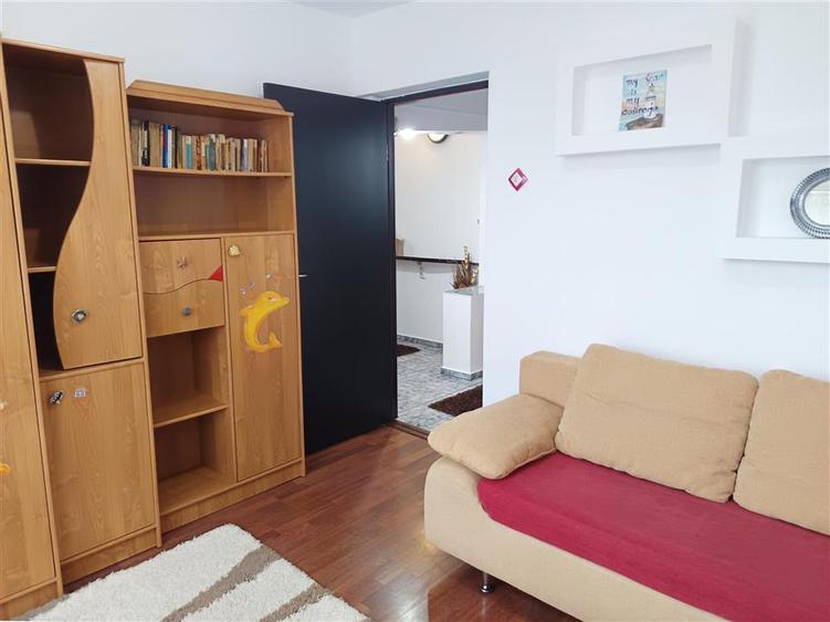 Apartament 3 camere in zona centrala Moldova Noua - 14
