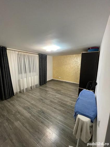 Casă cu 5 camere cu Teren 670 Mp în Săpoca
