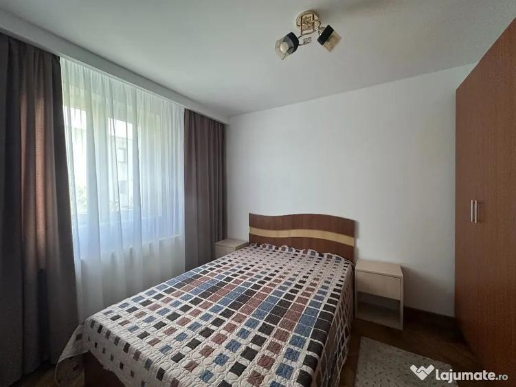 Apartament cu 2 camere decomandat în Vest