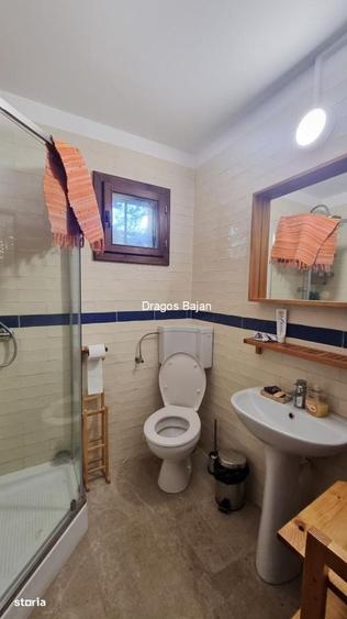 Casă cu 2 camere cu Teren 500 Mp în Central