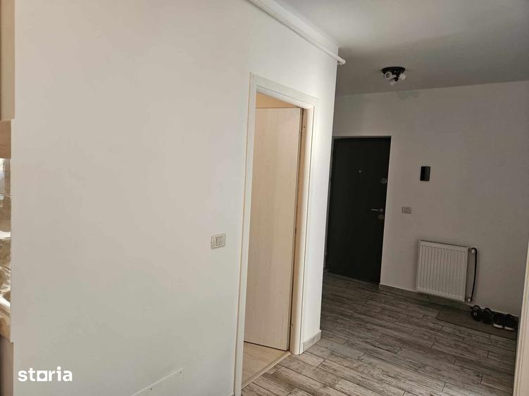 Apartament de 2 camere zona TRACTORUL,Str George Bacovia - 1