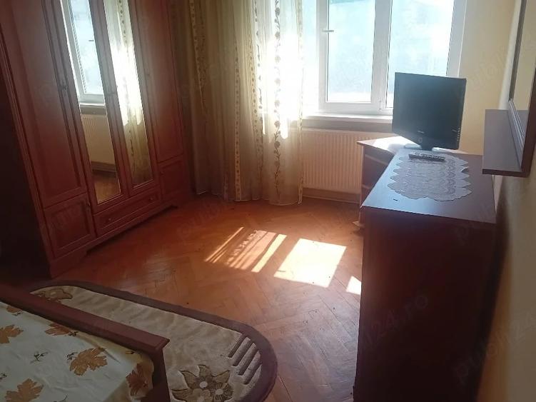 Apartament cu 2 camere decomandat în Mărăței