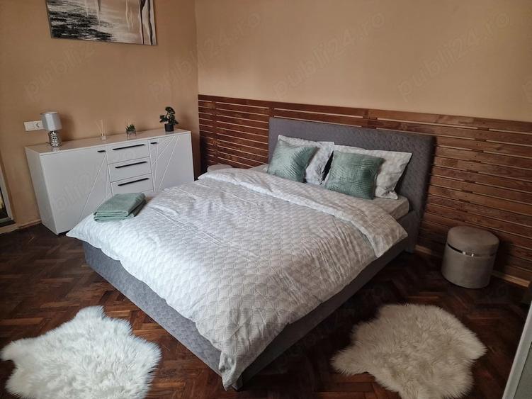 Apartament cu 2 camere decomandat în Central