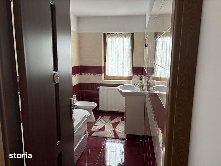 Casă cu 4 camere cu Teren 195 Mp în Central