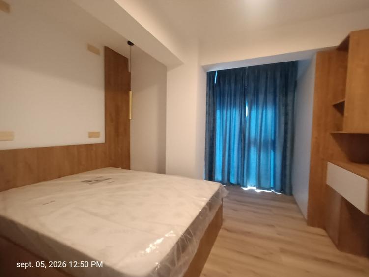 Apartament cu 3 camere semidecomandat în Otopeni