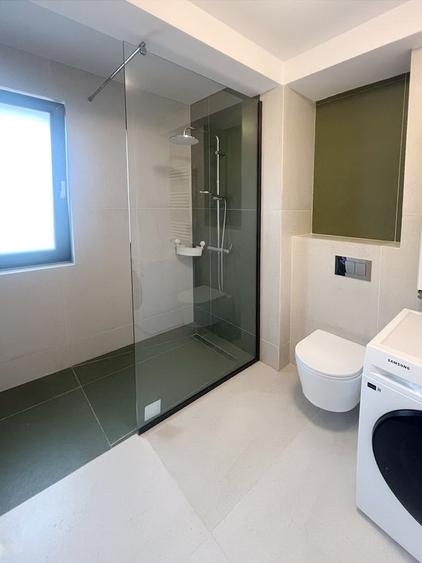 Casă individuală cu 5 camere cu Canalizare în Ultracentral