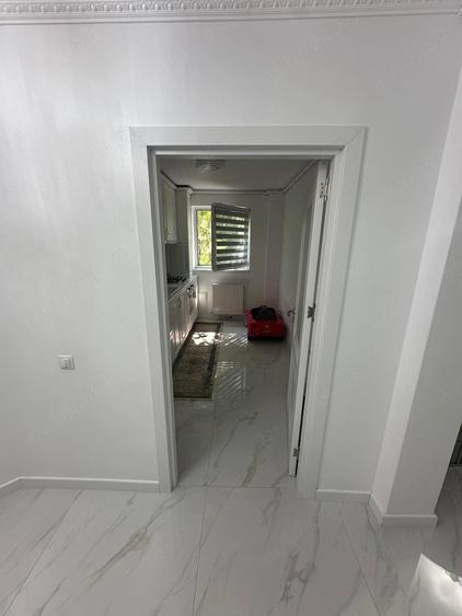 Apartament cu 2 camere decomandat în Florești