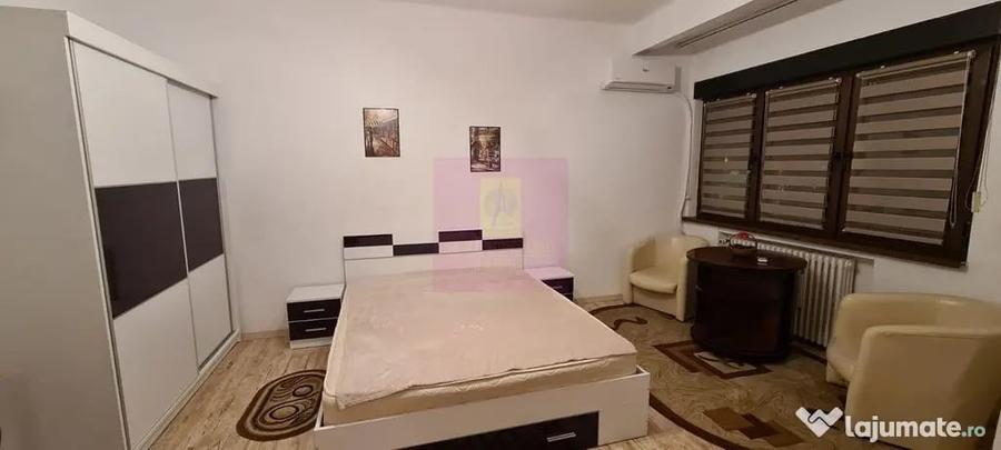 Garsonieră în Romană