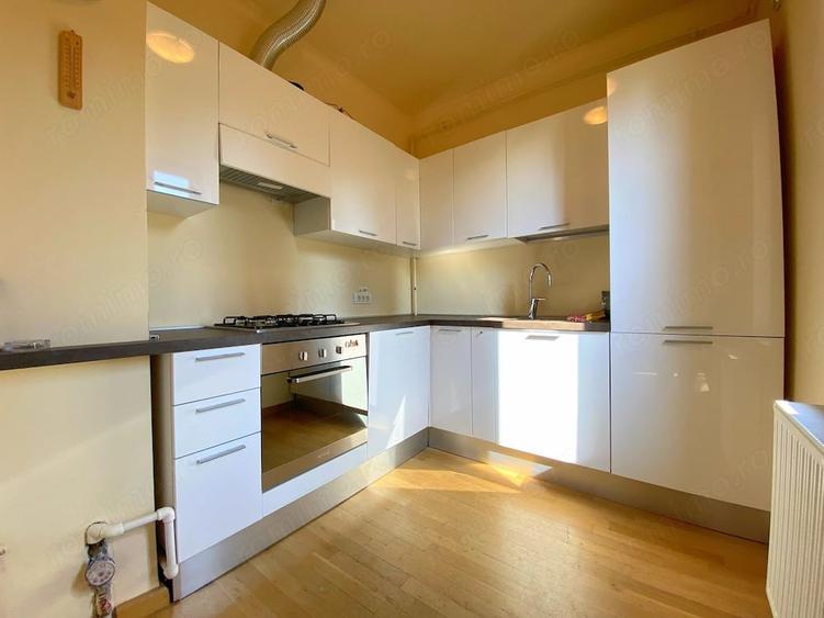 Apartament cu 4 camere decomandat în Take Ionescu